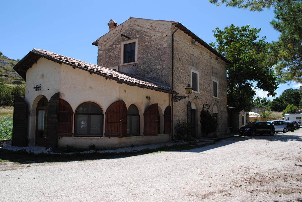 La Locanda sul Lago Santo Stefano Di Sessanio Exterior foto